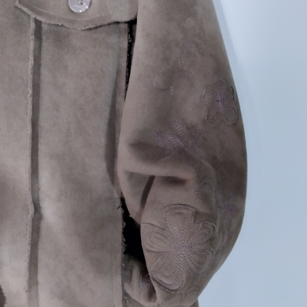 cotton ginny sherpa faux suede shacket - Picture 3 of 9